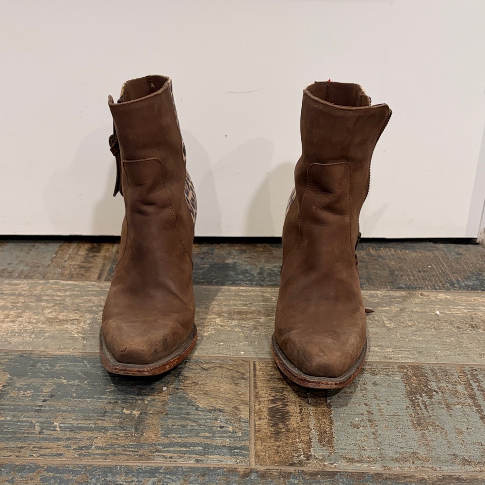 Johnny Ringo Brown Ankle Boots